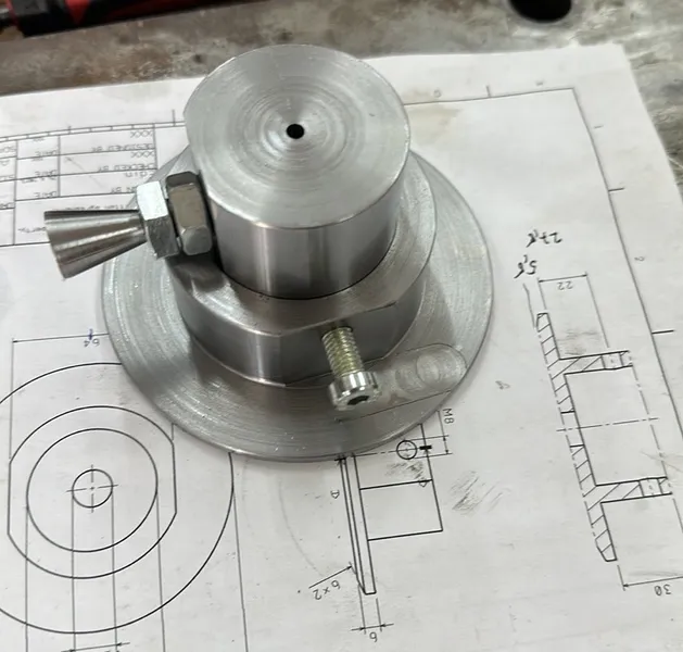 Locking mechanism for winding machine